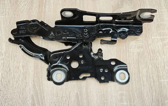 BMW 4 G22 G23 G24 G26 Engine bonnet/hood hinges 7450589