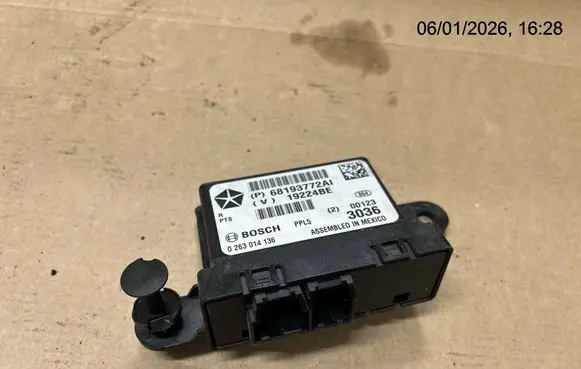 Chrysler Pacifica Parking PDC control unit/module 68193772AI