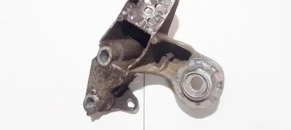 Audi A6 S6 C5 4B Engine mounting bracket 4b0199351a