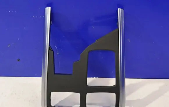 Mercedes-Benz ML W166 Gear shifter surround trim plastic 16930750