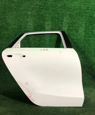 KIA Ceed Rear door