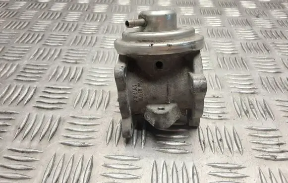 Skoda Roomster (5J) EGR valve 045129637A