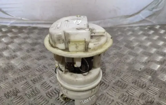 Peugeot 206 Fuel injection high pressure pump 09732009903