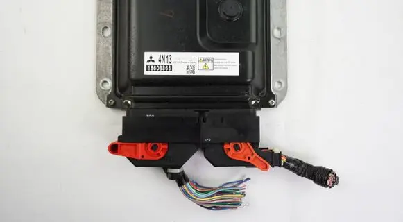 Mitsubishi Lancer X Engine control unit/module ECU 1860B865 2757001703