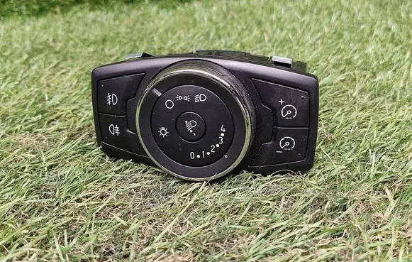 Ford Focus Light switch BM5T13A024AC