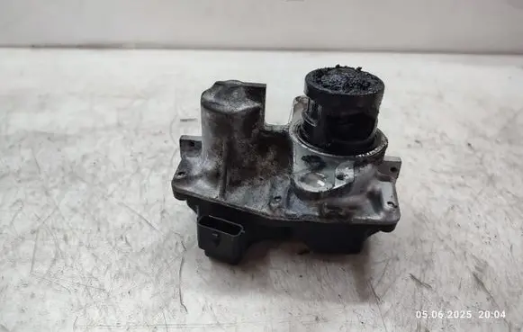 Nissan X-Trail T32 EGR valve 147109816R