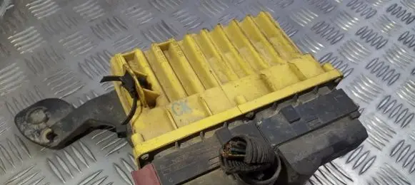 Coolant fan relay