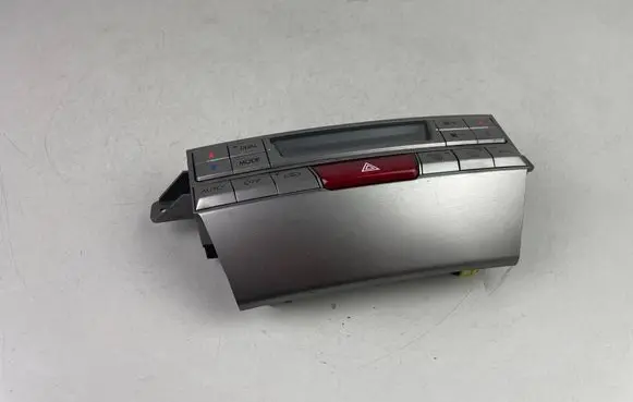 Subaru Outback Climate control unit 72311AJ03A