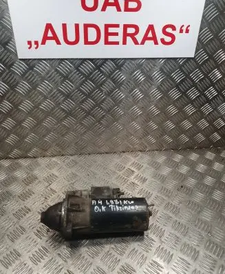 Audi A4 S4 B5 8D Starter motor 068911024C 0701543