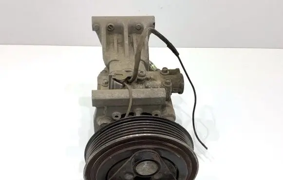 Mazda 2 Air conditioning (A/C) compressor (pump) V09A1AA4AK