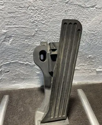 Volkswagen PASSAT B6 Accelerator throttle pedal 1K1721503L 1K1721503