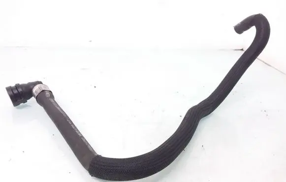 Volvo V70 Engine coolant pipe/hose 9475846