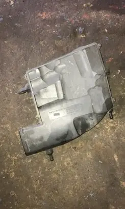 Mercedes-Benz E W211 Air filter box A6420940304 A6420901701