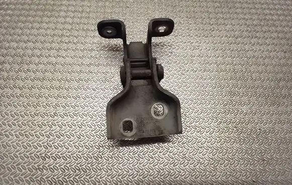 Opel Vivaro Front door lower hinge 311772M