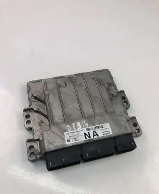 Renault Kadjar Engine control unit/module 237104659S