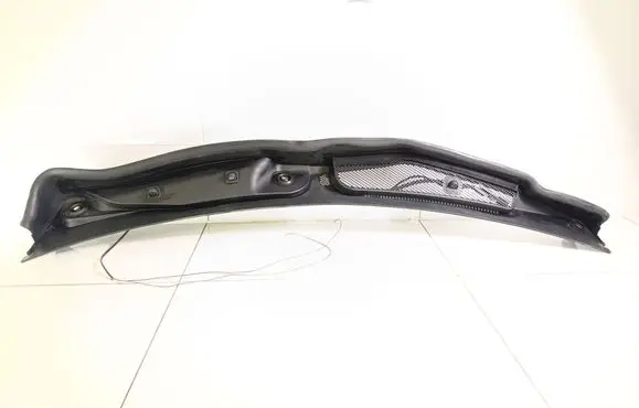 Mercedes-Benz GLK (X204) Wiper trim A2048300313