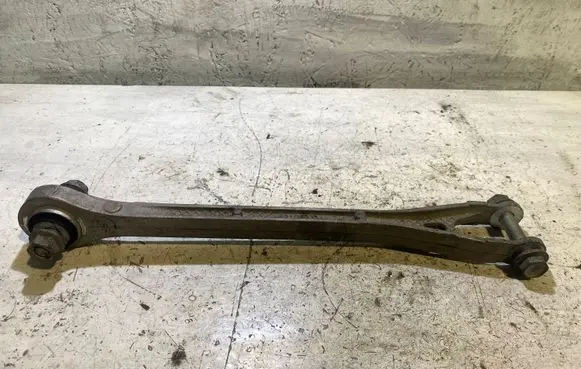 Dodge Challenger Rear control arm 68210633AA