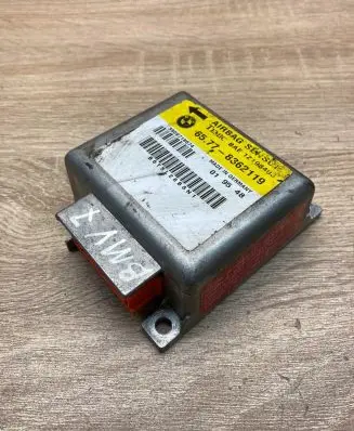 BMW 5 E39 Airbag control unit/module 8362119