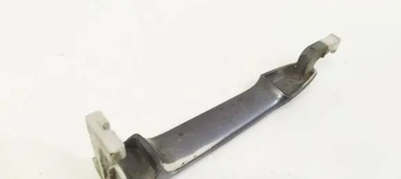 Mitsubishi Lancer X Front door exterior handle