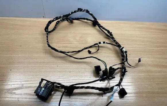 Volkswagen Golf Sportsvan Tailgate/trunk wiring harness 517971147A