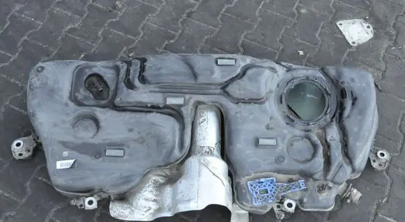 Volvo S60 Fuel tank 31355157