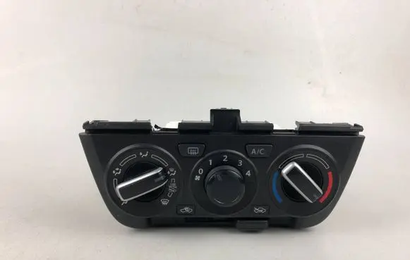 Suzuki Swift III Climate control unit 74400A52R0