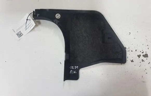 Mercedes-Benz C W204 Foot area side trim A2046881306