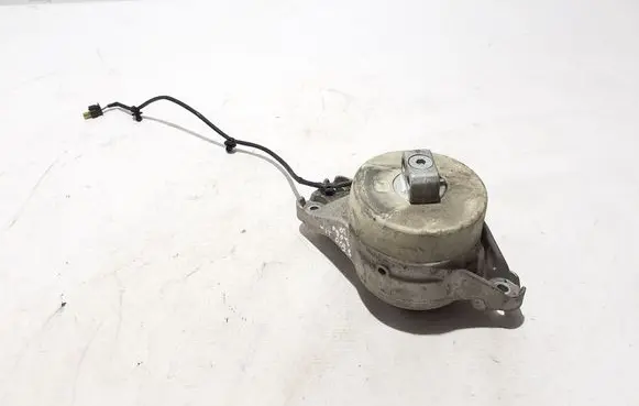 Mercedes-Benz S W223 Engine mount bracket A2232409500