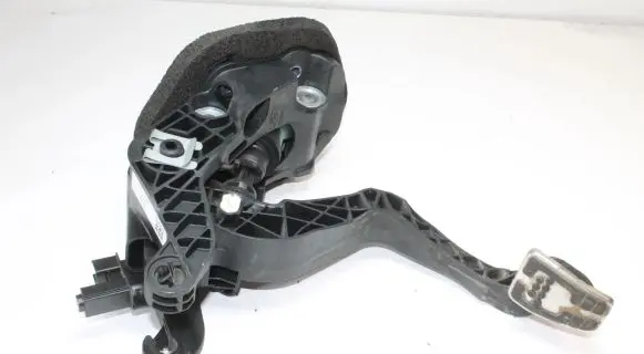 Clutch pedal