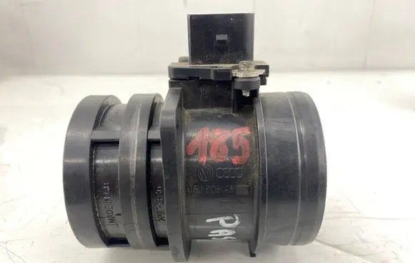 Audi A6 S6 C6 4F Mass air flow meter 06J906461B