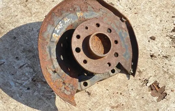 Opel Zafira B Rear wheel hub spindle/knuckle 