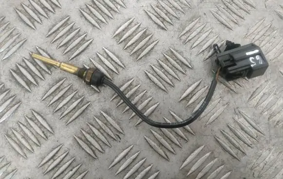 Jaguar XF X250 Coolant temperature sensor G4D36G004AA
