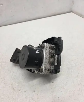 Skoda Fabia Mk2 (5J) ABS Pump 6R0907379J