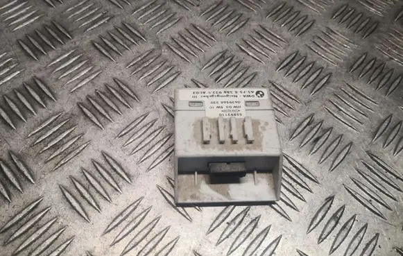 BMW 5 E39 Alarm movement detector/sensor 8386932