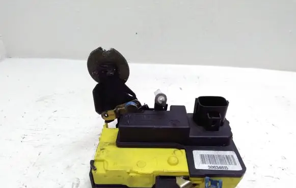Volvo XC90 Front door lock 30634615