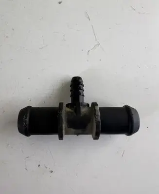 Land Rover Range Rover Sport L320 Engine coolant pipe/hose