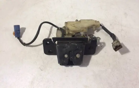 Honda Accord Tailgate/trunk/boot lock/catch/latch 810166