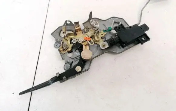 Chrysler Voyager Rear door lock
