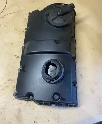 Seat Alhambra (Mk1) Rocker cam cover 038103475Q