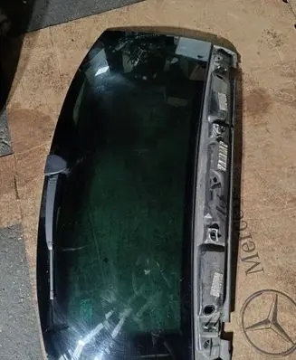Volkswagen Touareg I Rear windscreen/windshield window 750100001 43R005274