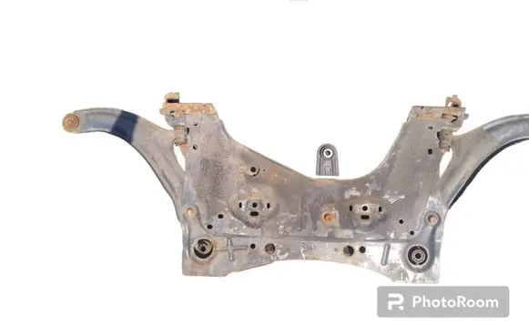 Nissan Note (E11) Front subframe