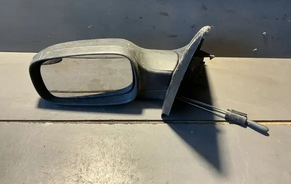 Renault Megane II Front door electric wing mirror E901110511071109
