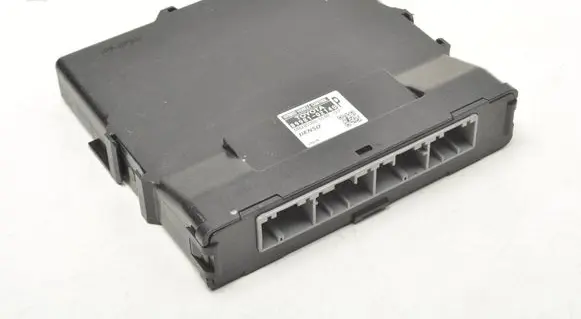 Toyota Auris E210 Other control units/modules 8998102140