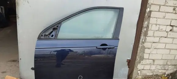 Land Rover Discovery Sport Front door