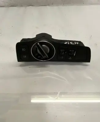 Hyundai i40 Light switch 933003Z950 39R1071000 2012927