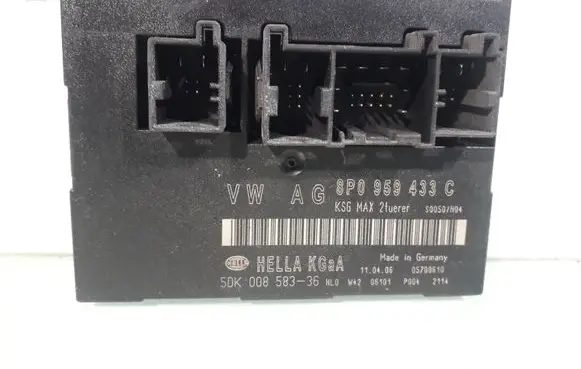 Audi A3 S3 8P Comfort/convenience module 8P0959433C