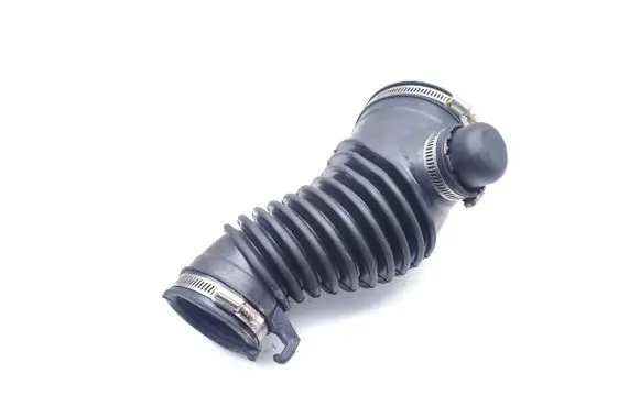Honda CR-V Air intake hose/pipe 