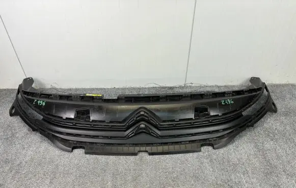 Citroen Berlingo Front grill 9816749780 Z496