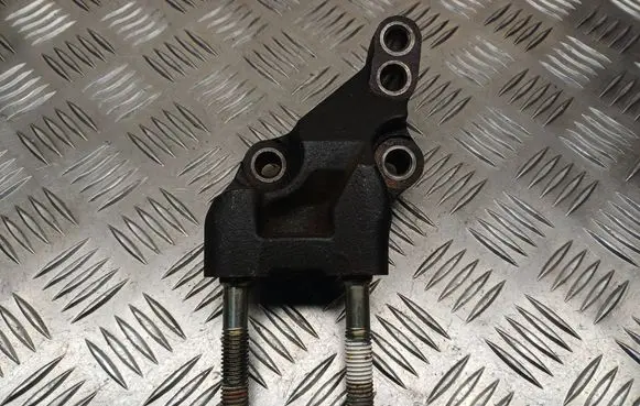 Mazda 6 Engine mounting bracket K17Y21