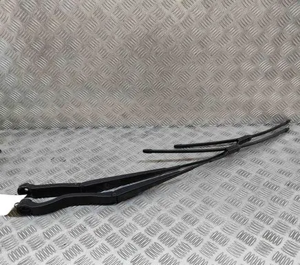Land Rover Range Rover Sport L494 Windshield/front glass wiper blade LR113390 HPLA17526BA
